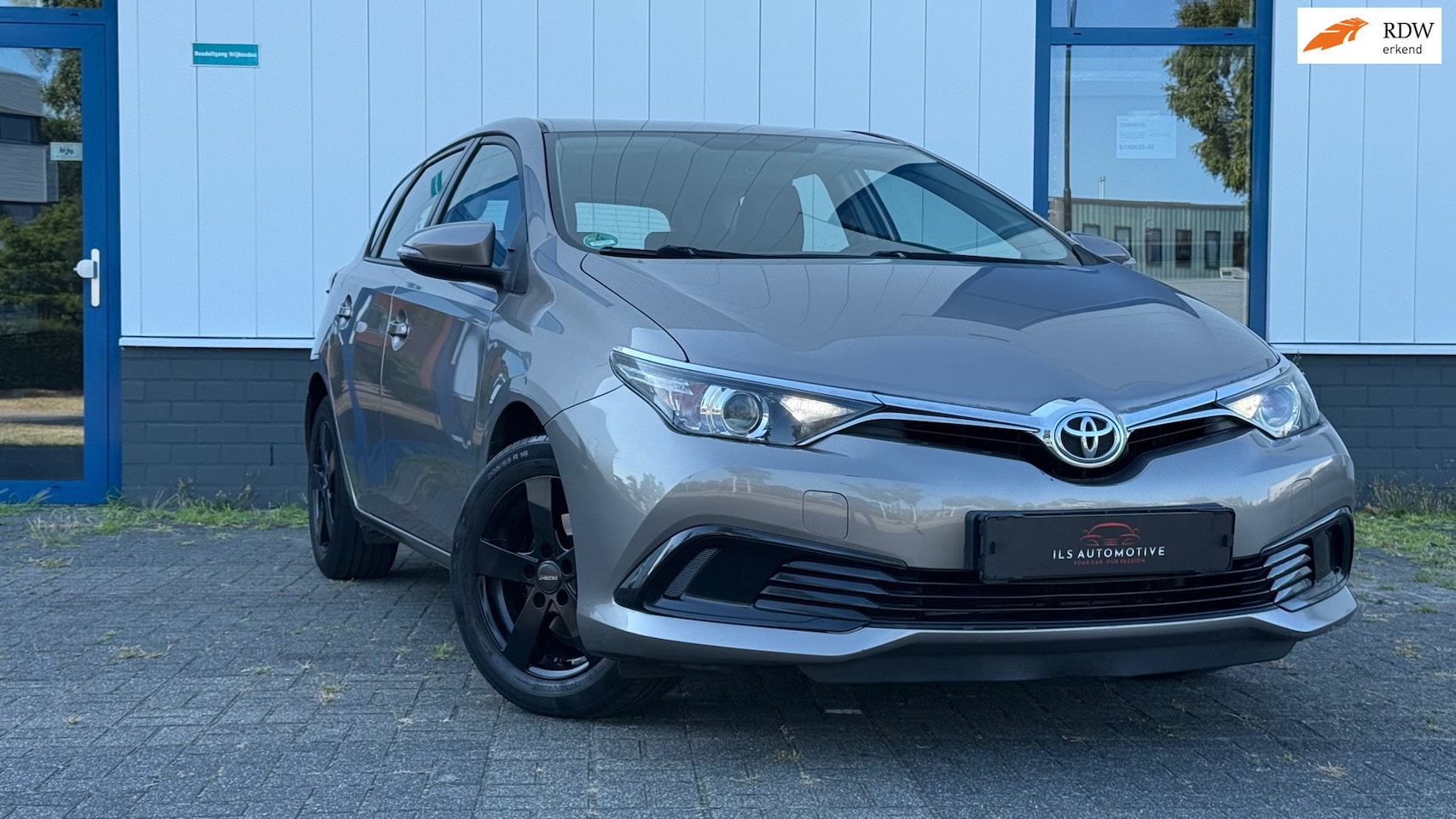 Toyota Auris - 1.3 VVT-i Cool | 99PK | Airco | 94.313 KM - AutoWereld.nl