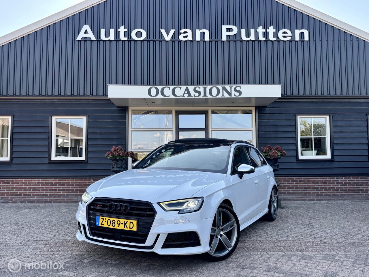 Audi S3 - 2.0 TFSI quattro / Pano / B&O / LED / Parelmoer / Leder / Carplay - AutoWereld.nl