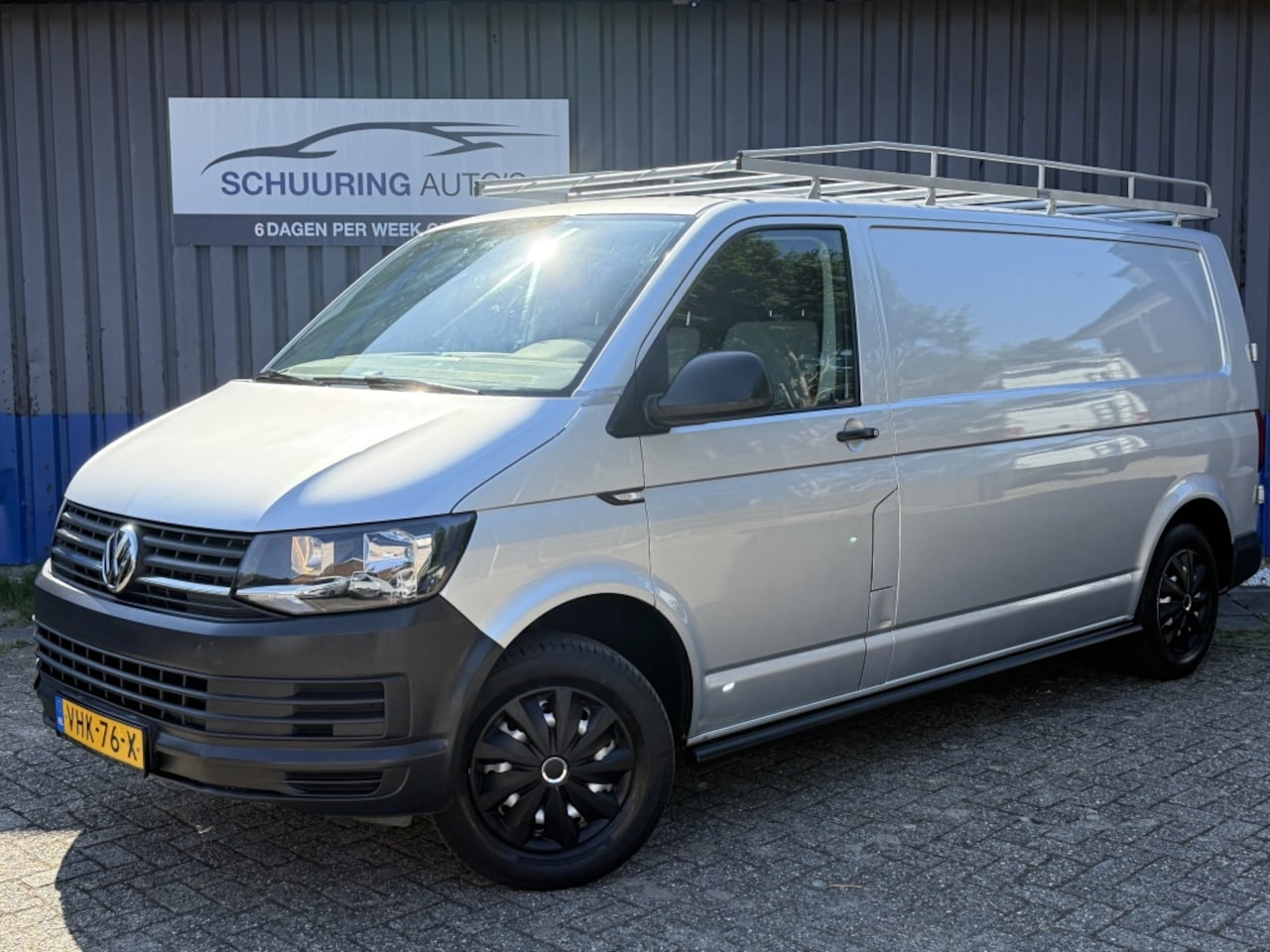 Volkswagen Transporter - 2.0 TDI L2H1 2.0 TDI L2H1 - AutoWereld.nl