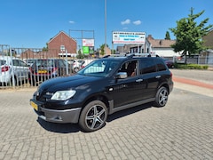 Mitsubishi Outlander Sport - 2.0 Invite+