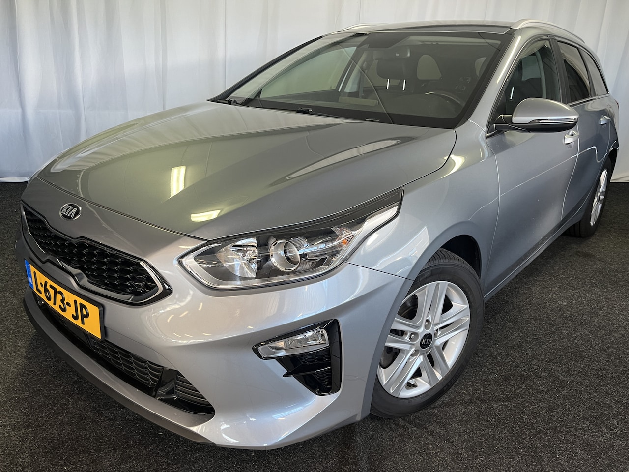 Kia Cee'd Sportswagon - Ceed 1.5 T-GDi DynamicPlusLine ECC/CAMERA/CRUISE/APPLE/LEDER/160PK - AutoWereld.nl