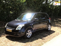 Suzuki Swift - 1.3 Shogun NL-auto met NAP, incl. trekhaak