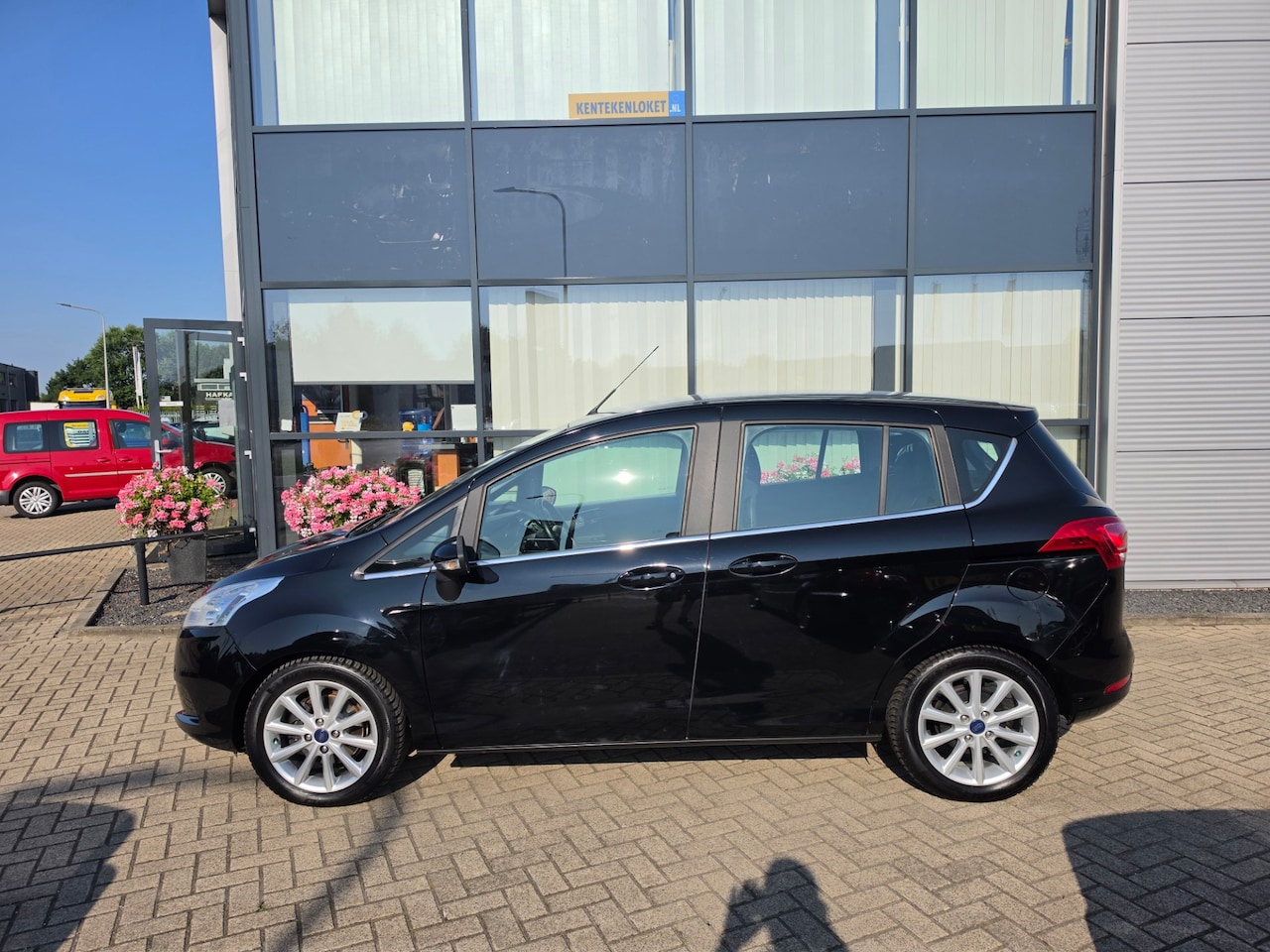 Ford B-Max - 1.0 EcoBoost Titanium 1.0 EcoBoost Titanium - AutoWereld.nl