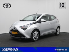 Toyota Aygo - 1.0 VVT-i x-play | Apple Carplay-Android Auto | Parkeercamera |