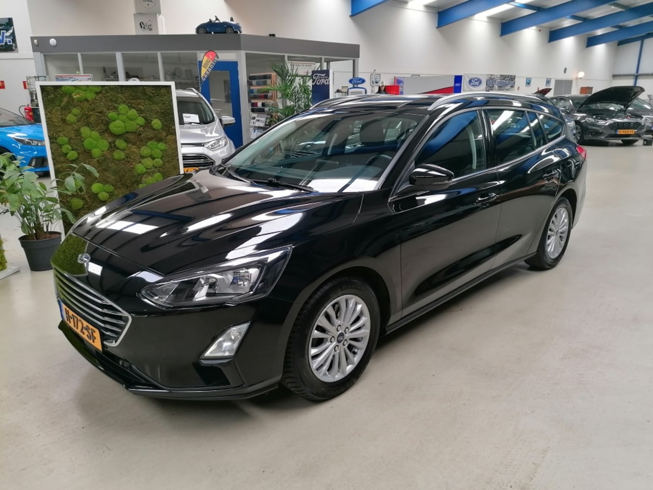 Ford Focus Wagon - 125PK. Titanium Wagon. Bns - AutoWereld.nl