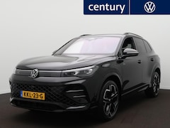 Volkswagen Tiguan - 1.5 eHybrid R-Line Edition | Panodak | Harman Kardon | Zwenkbare trekhaak | Elek. Stoelen