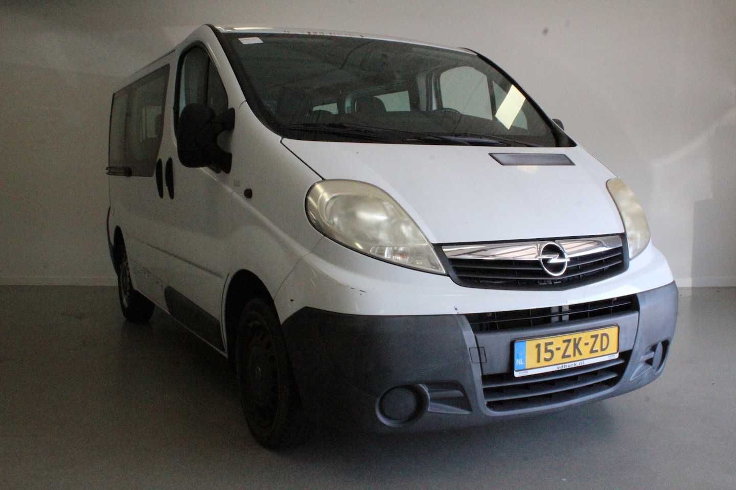 Opel Vivaro Combi - 2.0 CDTI L1H1 | INCL BTW | ZIE TEKST!!! | MOTOR LOOPT SLECHT!!!! | EXPORT/HANDEL | - AutoWereld.nl