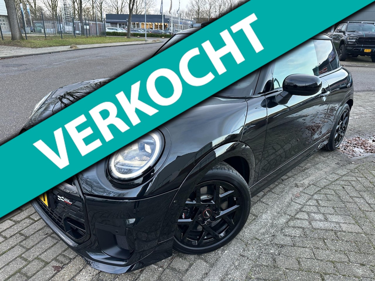 MINI Cooper - Mini 1.5 C 2024 John Cooper Works M SPORT PANO LEER NAP LUXE - AutoWereld.nl
