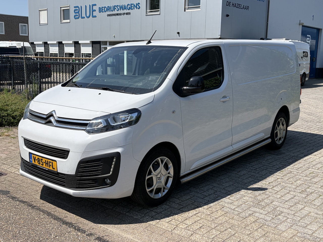 Citroën Jumpy - XL 2.0 BlueHDI 145PK Euro6 L3 ✓ 3-zits ✓ navigatie ✓ camera ✓ trekhaak - AutoWereld.nl