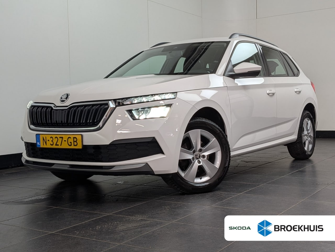 Skoda Kamiq - 1.0 TSI 110 pk Ambition | Apple Carplay | Cruise control | Lane Assist | - AutoWereld.nl