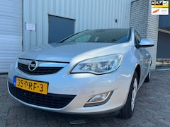 Opel Astra Sports Tourer - 1.4 Edition SCHADEAUTO