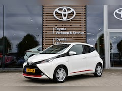 Toyota Aygo - 1.0 VVT-i x-cite Automaat 5-deurs 69pk | Keyless | Lichtmetalen velgen | Climate Control |