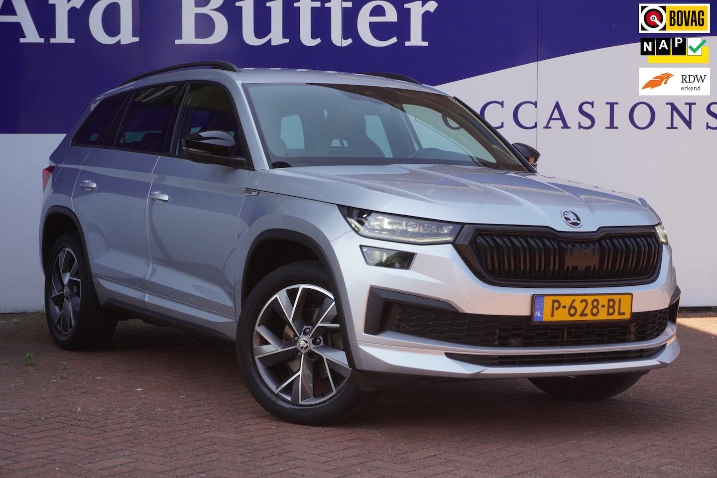 Skoda Kodiaq - 1.5 TSI Sportline Business 7PERS+Comf/Functie-Pakket+Vitrual+Led+navi+camera+Flippers = SU - AutoWereld.nl