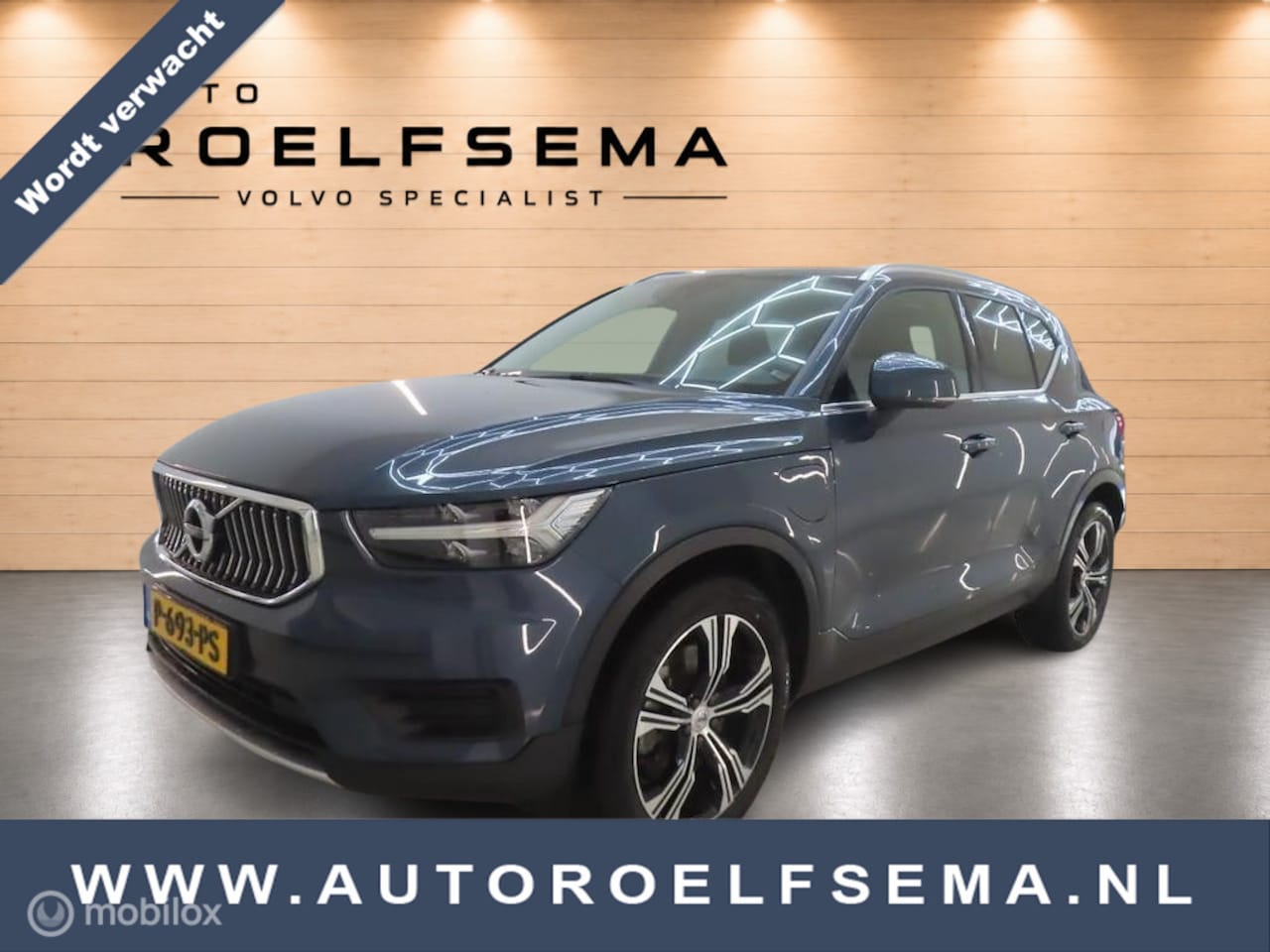 Volvo XC40 - 1.5 T4 Recharge Inscription | Trekhaak | Adaptive Cruise | BLISS | Verwarmbare voortsoelen - AutoWereld.nl