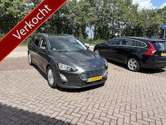 Ford Focus Wagon - 1.0 EcoBoost Hybrid Titanium X Business TREKHAAK CAMERA CLIMA NAVI