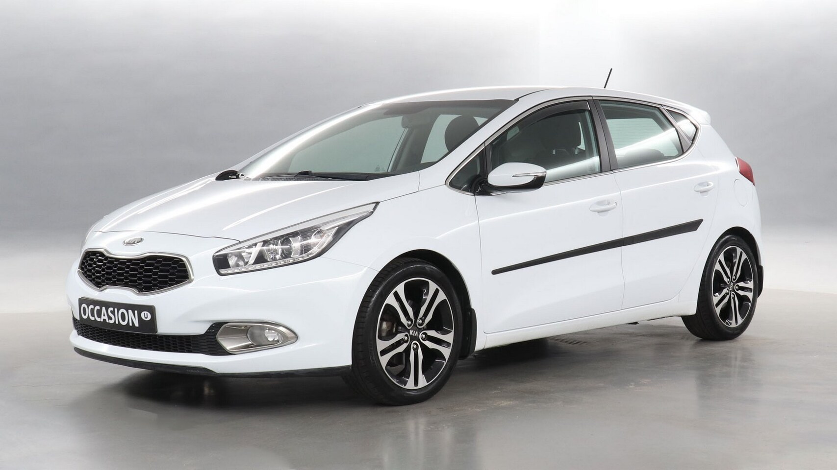 Kia Cee'd - 1.6 GDI 135pk Plus Pack / 1e Eigenaar! / Trekhaak - AutoWereld.nl