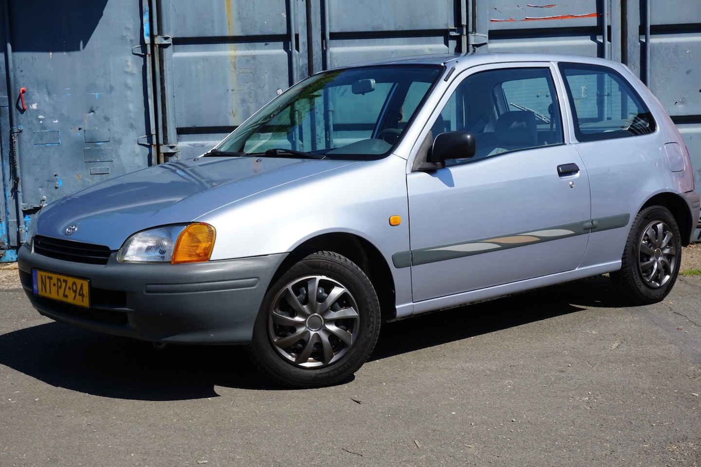 Toyota Starlet - 1.3-16V | APK 15-07-2028 | Trekhaak | Zeer netjes | Dis. vervangen - AutoWereld.nl