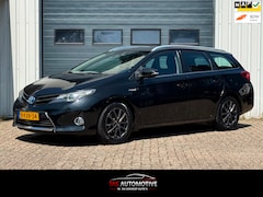 Toyota Auris Touring Sports - 1.8 Hybrid Executive NAVI/CRUISE