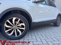 Volkswagen T-Roc - 1.0 TSI Style | Digital Cockpit | LED | CarPlay | Adaptive Cruise | Navigatie | Stoelverwa
