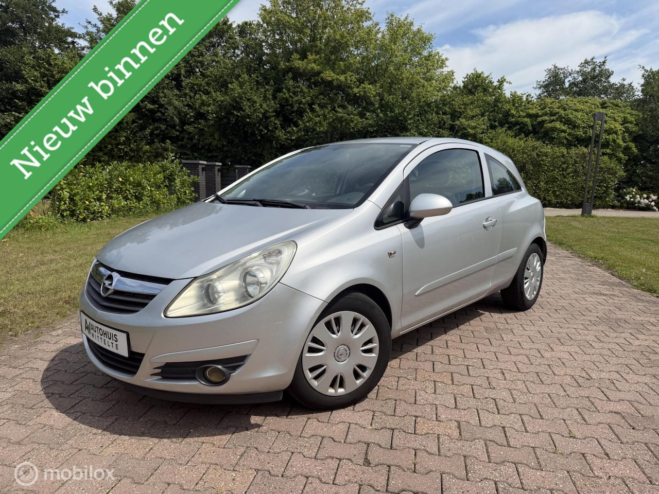 Opel Corsa - 1.2-16V Enjoy 1.2-16V Enjoy, Airco, Navi, Cruise, Nieuwe APK - AutoWereld.nl