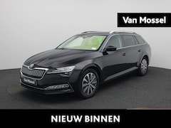 Skoda Superb Combi - 1.4 TSI iV DSG STYLE | Apple Car Play / Android | Adaptieve Cruise Control | Line Assist |