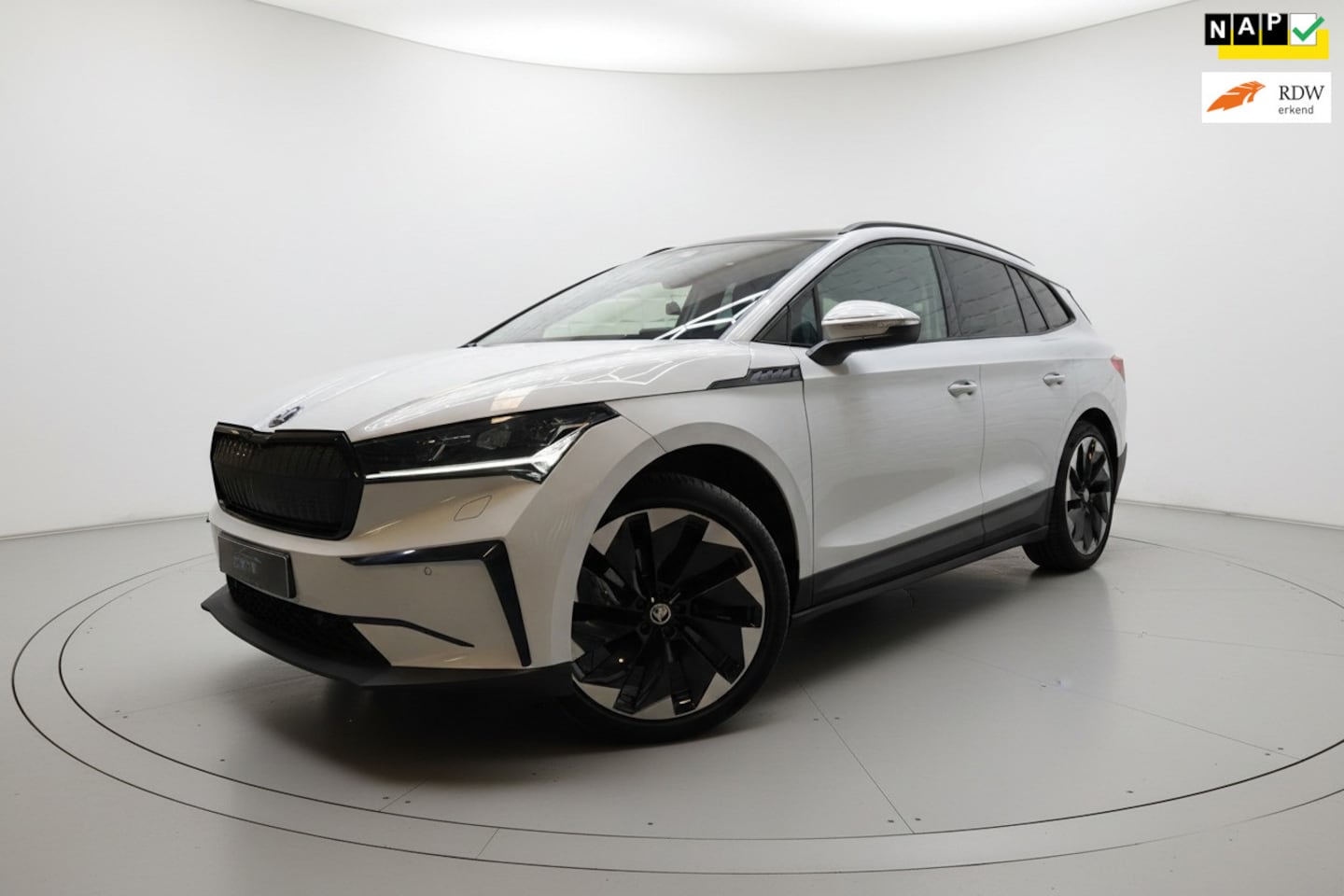 Skoda Enyaq iV - 60 SPORTLINE ACC HEAD UP LEER MEMORY CAM - AutoWereld.nl
