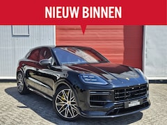 Porsche Cayenne Coupé - 4.0 Turbo E-Hybrid | Keramisch | Carbon Pakket | Sport Chrono | Achterasbest
