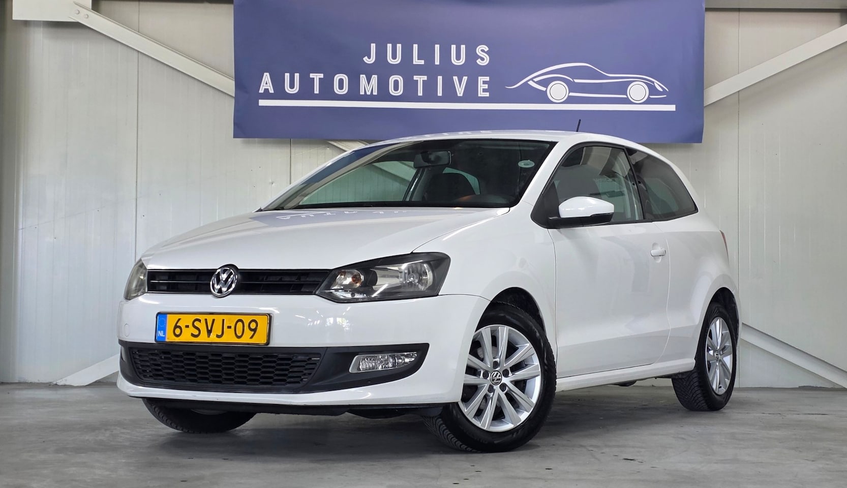 Volkswagen Polo - 1.2 Easyline Airco Bleutooth LM Velgen APK 07-2027 Garantie! - AutoWereld.nl