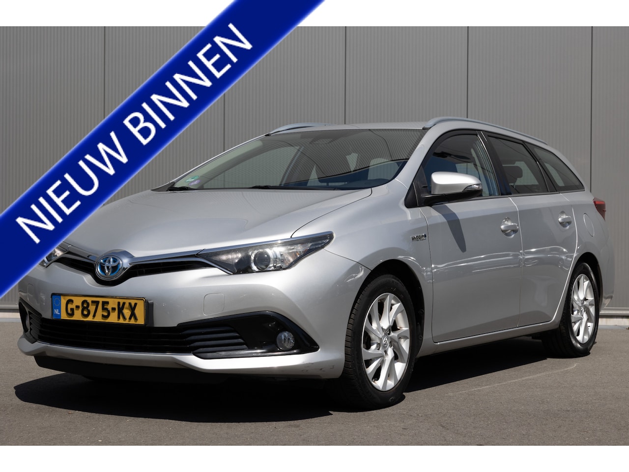 Toyota Auris - 1.8 Hybrid Dynamic | CAMERA | TREKHAAK | - AutoWereld.nl