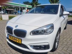 BMW 2-serie Active Tourer - 220i Luxury Leder Navi Camera