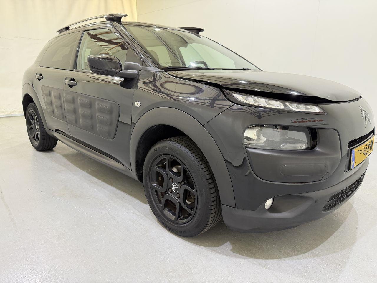 Citroën C4 Cactus - 1.2 PureTech 82 Business Plus - AutoWereld.nl