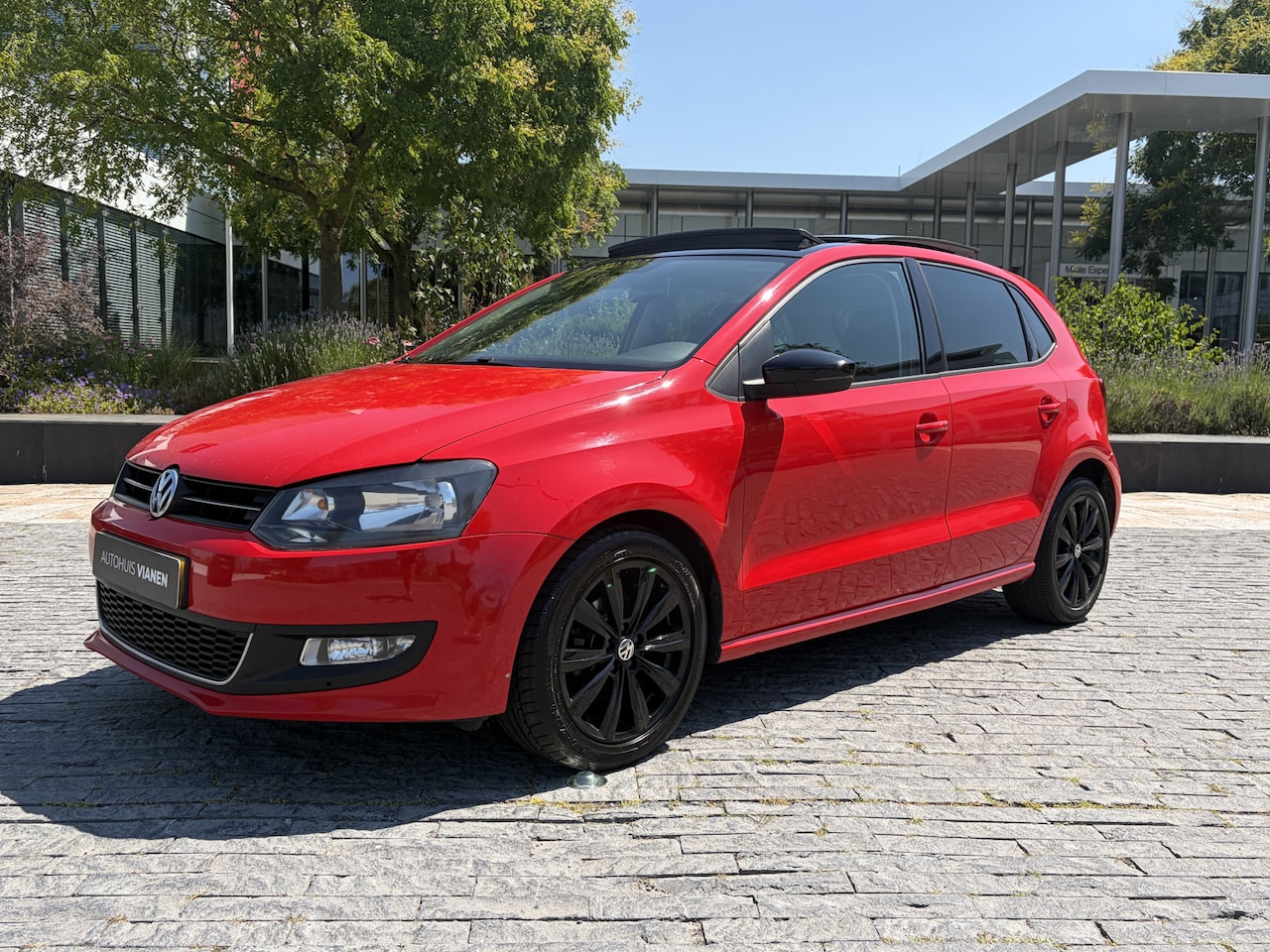 Volkswagen Polo - 1.2 TSI Highline / Pdc / Panorama dak / Dealer onderhouden / Airco / Lm velgen - AutoWereld.nl