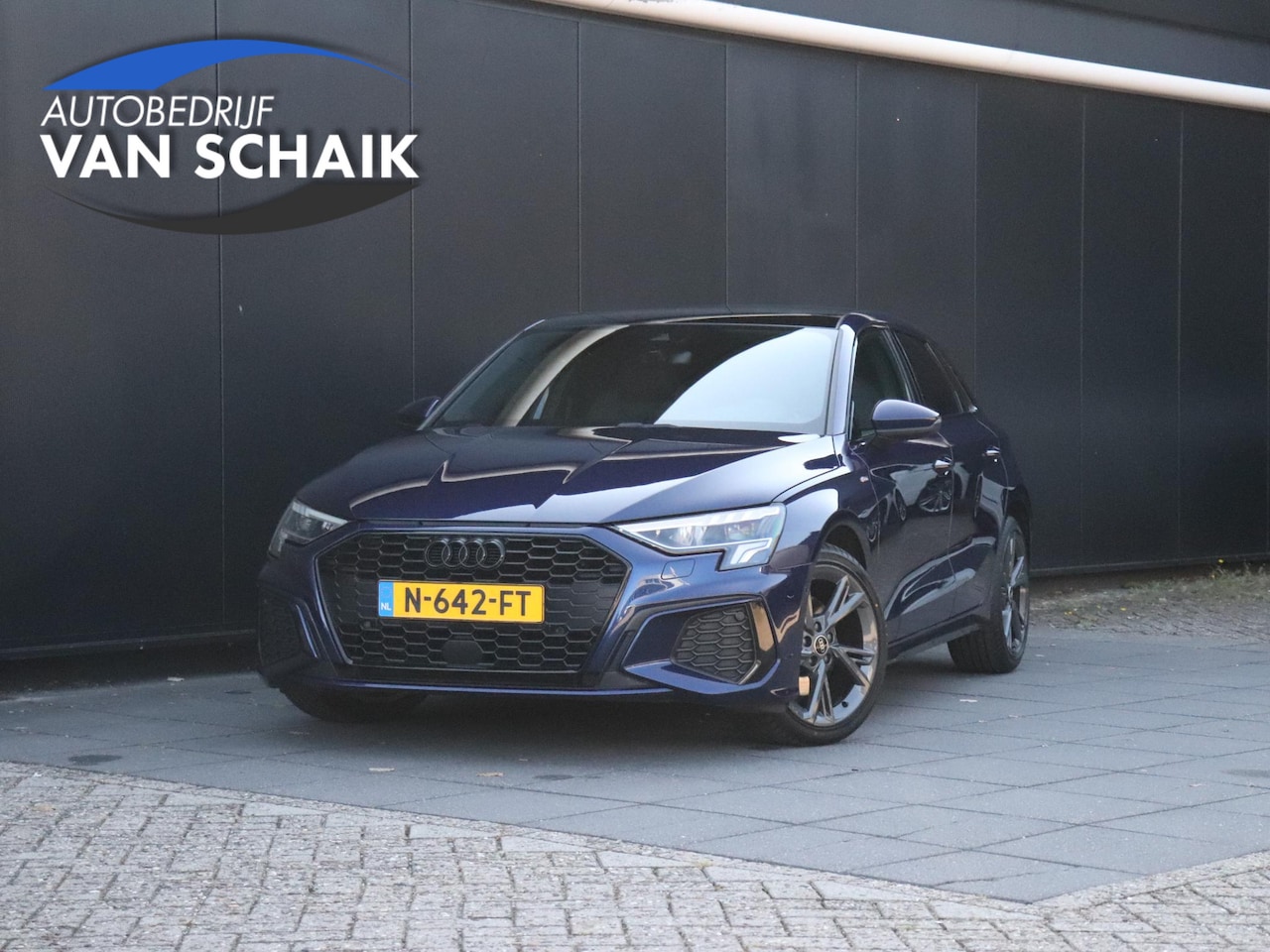 Audi A3 Sportback - 30 TFSI S edition | PANO | CAMERA | NAVI | APPLE CARPLAY | CRUISE | - AutoWereld.nl