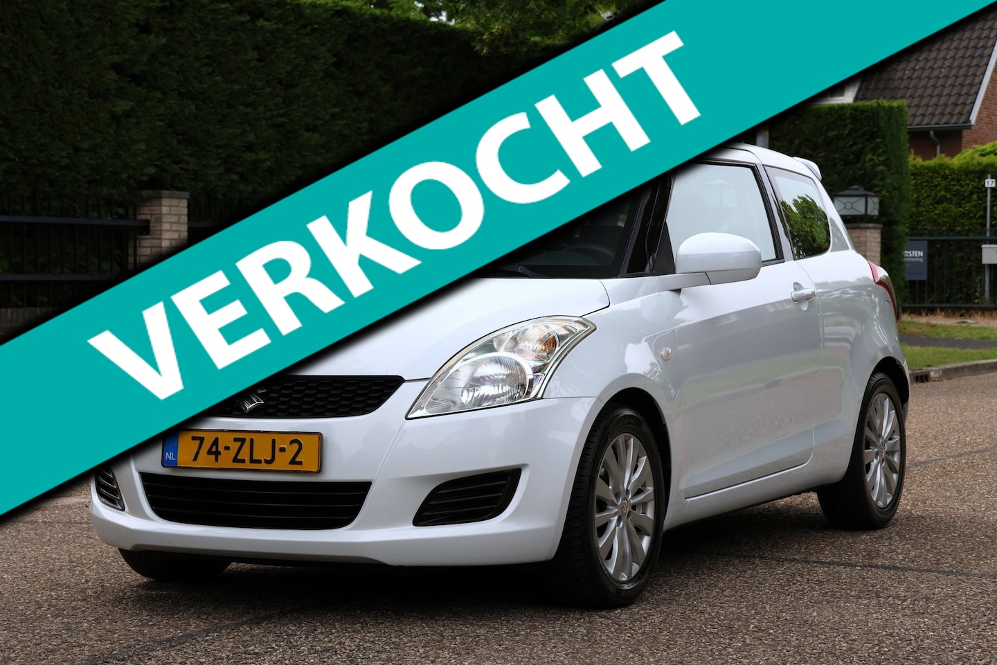 Suzuki Swift - 1.2 Bandit EASSS | AIRCO | CRUISE | TREKHAAK | NAP | MOOIE GOED ONDERHOUDEN AUTO | - AutoWereld.nl