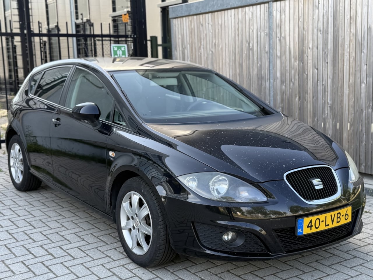 SEAT Leon - 1.2 TSI 5drs | AIRCO | CRUISE | ELEK PAKKET | CV | FACELIFT - AutoWereld.nl