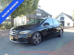 Mercedes-Benz B-klasse - 200 SPORTLEER / SFEERVERLICHTING / NAVI / STOELVERWARMING / CAMERA