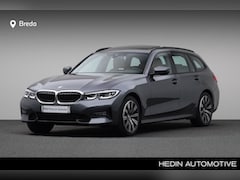 BMW 3-serie Touring - 320i High Executive Edition | Achteruitrijcamera | Panoramadak | Stoelverwarming | PDC |
