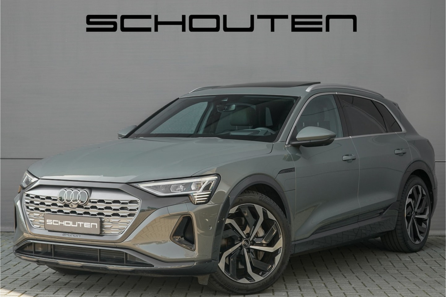 Audi Q8 e-tron - 55 Quattro Advanced 115 kWh Pano ACC B&O 21" - AutoWereld.nl