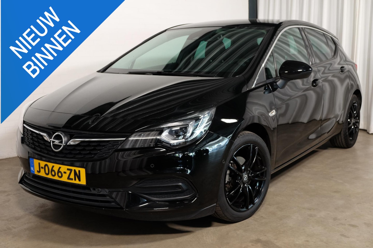 Opel Astra - 1.2 Elegance 1.2 Elegance - AutoWereld.nl