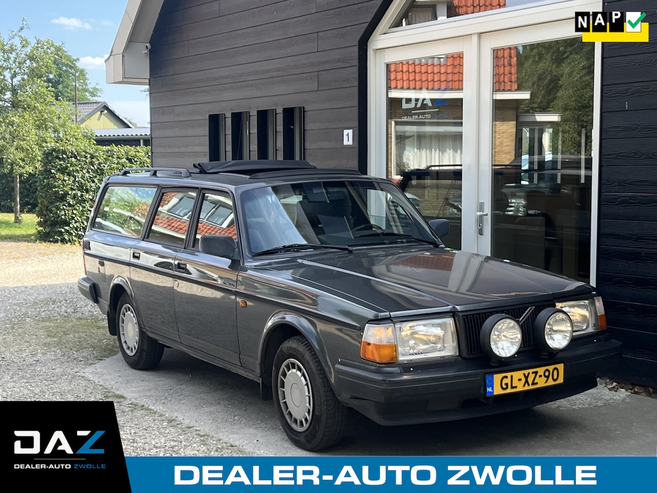 Volvo 240 - 2.3i Polar Airco/Audio/Lamellen dak/Trekhaak/NAP - AutoWereld.nl