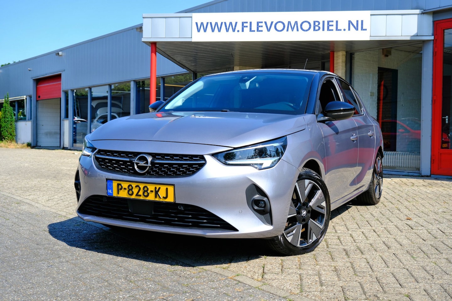 Opel Corsa-e - Elegance 50 kWh 5-drs Navi|360Cam|PDC|Clima|LMV - AutoWereld.nl