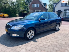 Skoda Octavia - 1.2 TSI Elegance 5 Drs Nw apk Ecc Trekha Isofix