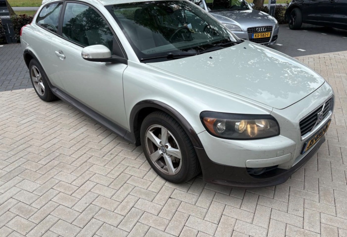Volvo C30 - 2.0D Momentum 2.0D Momentum - AutoWereld.nl
