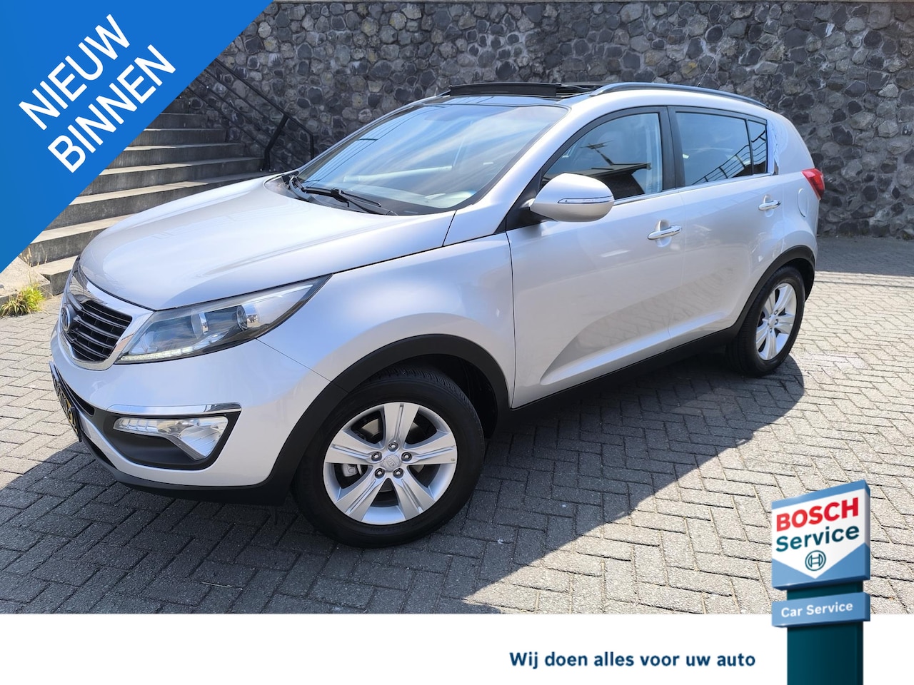 Kia Sportage - 1.6 GDI X-ecutive Plus Pack Panoramadak, Trekhaak, climate en cruise control, blue tooth. - AutoWereld.nl