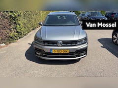 Volkswagen Tiguan - 1.5 TSI ACT R-Line | 150 PK | Automaat | Apple Carplay / Android Auto | Panoramadak | Trek