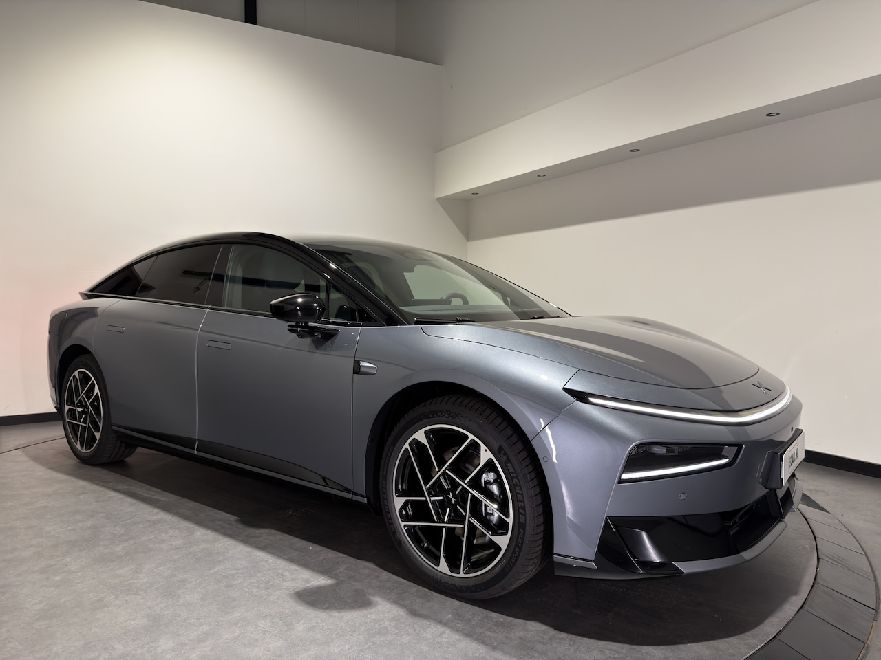 Xpeng P7 - RWD Long Range 74.9 kWh | Wordt Verwacht! - AutoWereld.nl