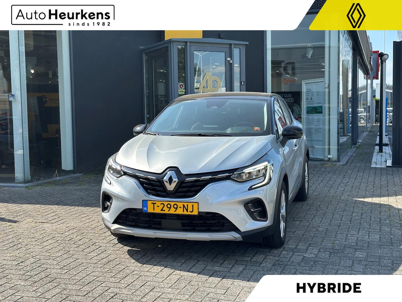 Renault Captur - E-Tech Plug-in Hybrid 160 Intens l AUTOMAAT l Achteruitrijcamera l DAB - AutoWereld.nl
