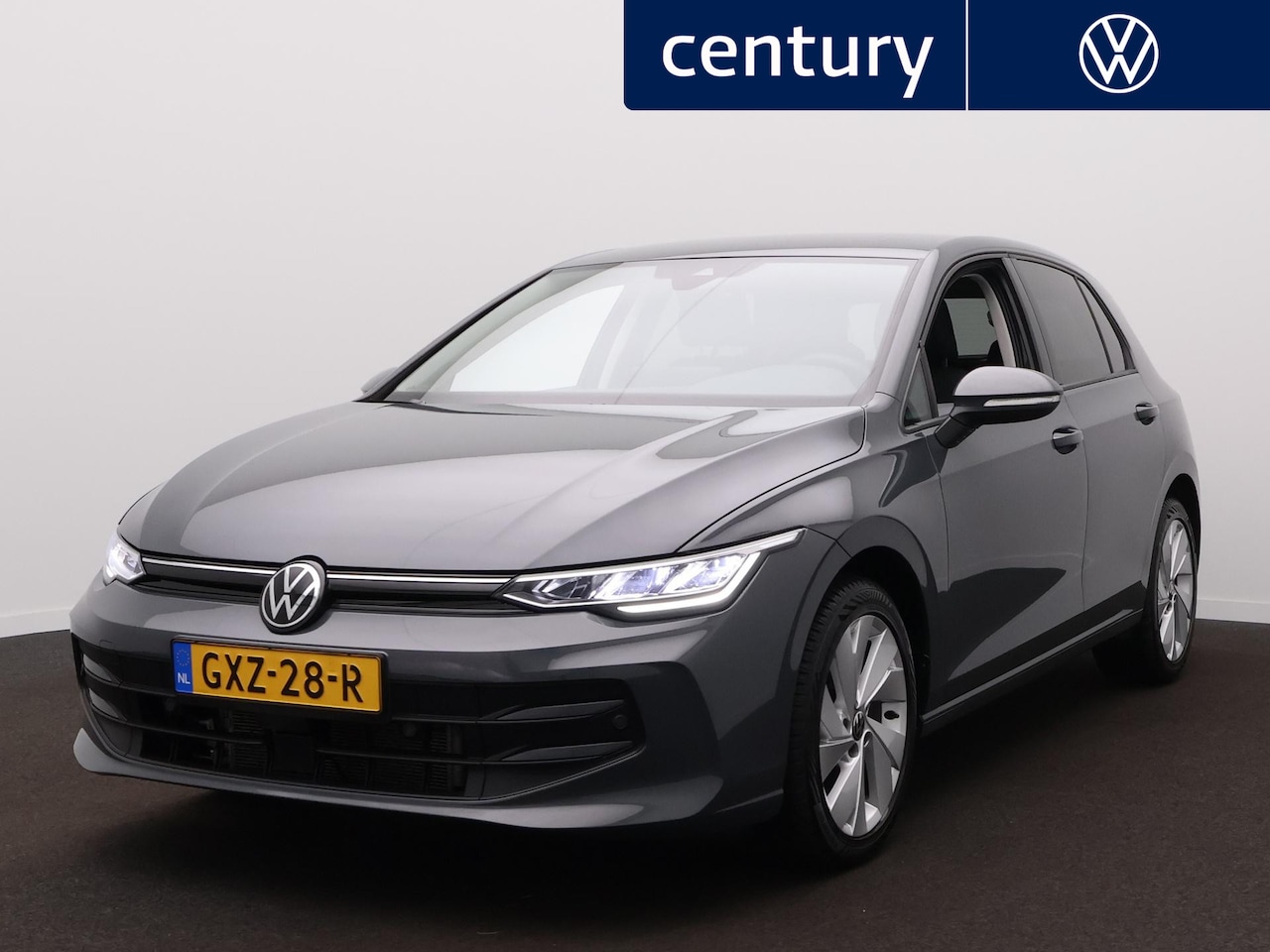 Volkswagen Golf - 1.5 TSI Life Edition | Camera | ACC | All Seasons | Led | - AutoWereld.nl