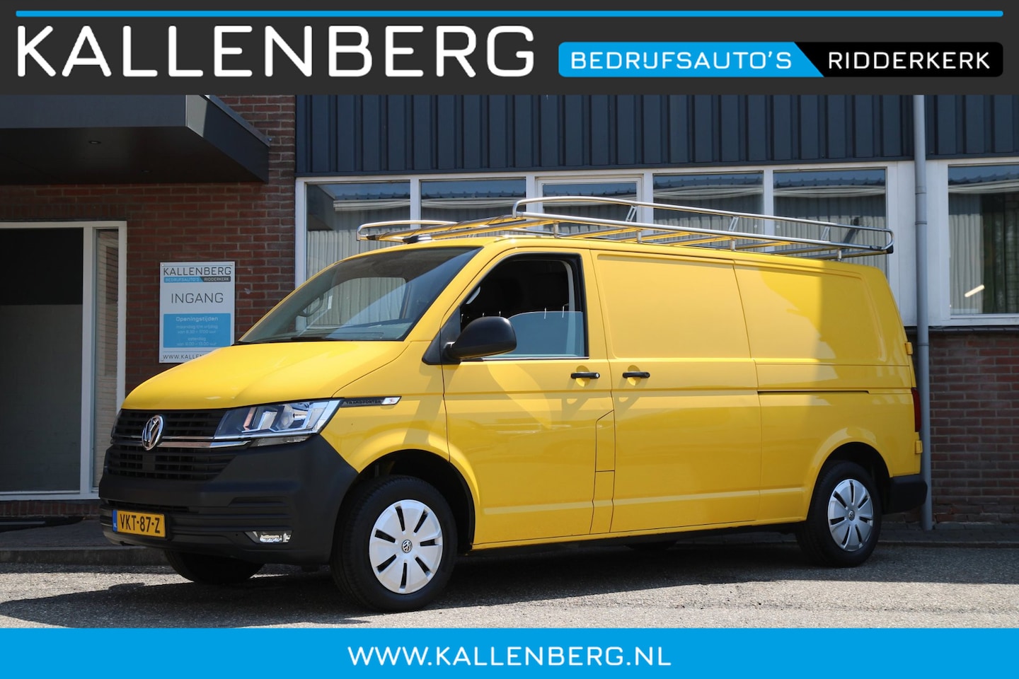 Volkswagen Transporter - 2.0 TDI L2H1 App connect / Imperiaal / Camera / Trekhaak / 3 zits - AutoWereld.nl