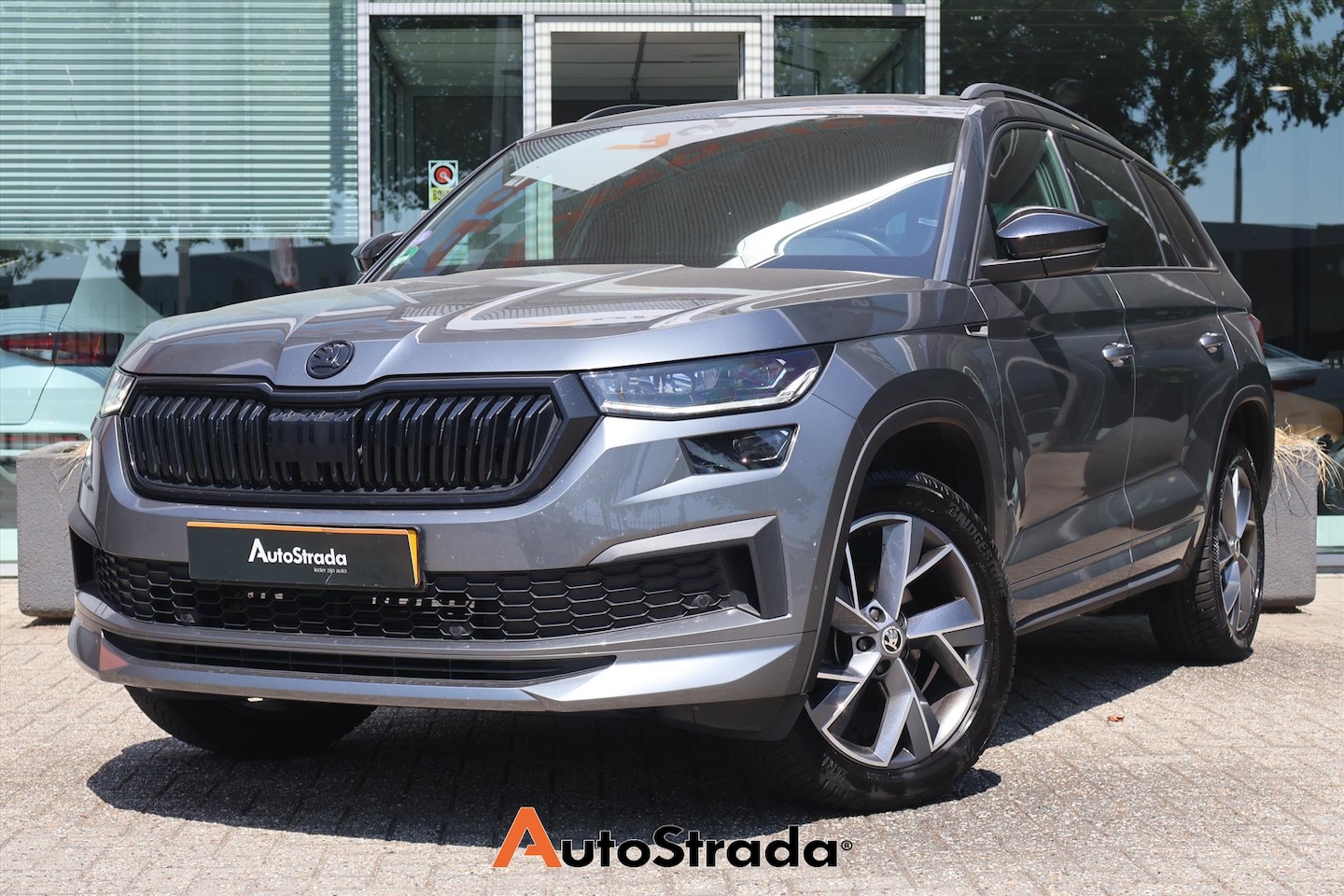 Skoda Kodiaq - 1.5 SportLine TSI ACT 150pk | Camera | Trekhaak | Virtual | Memory | Stoelverwarming | Nav - AutoWereld.nl